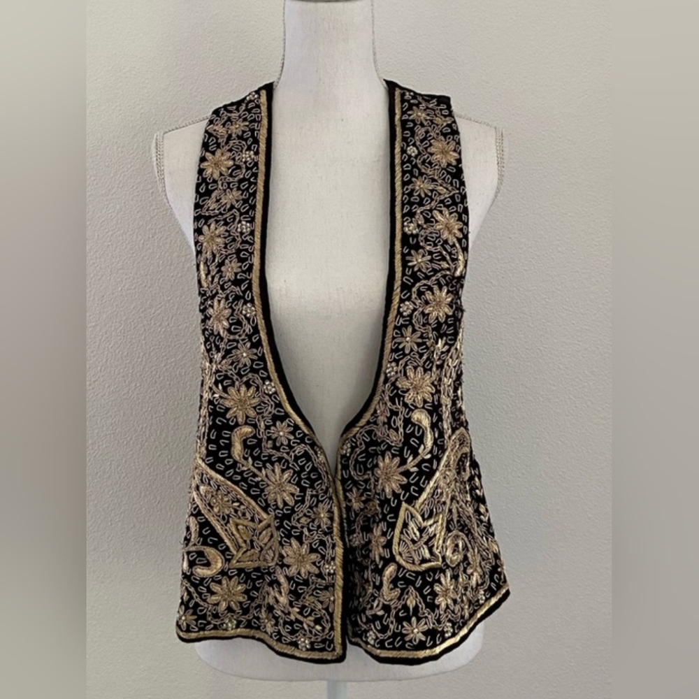 Free People: Giselle Velvet Embroidered Beaded Vest, Size M NWOT
